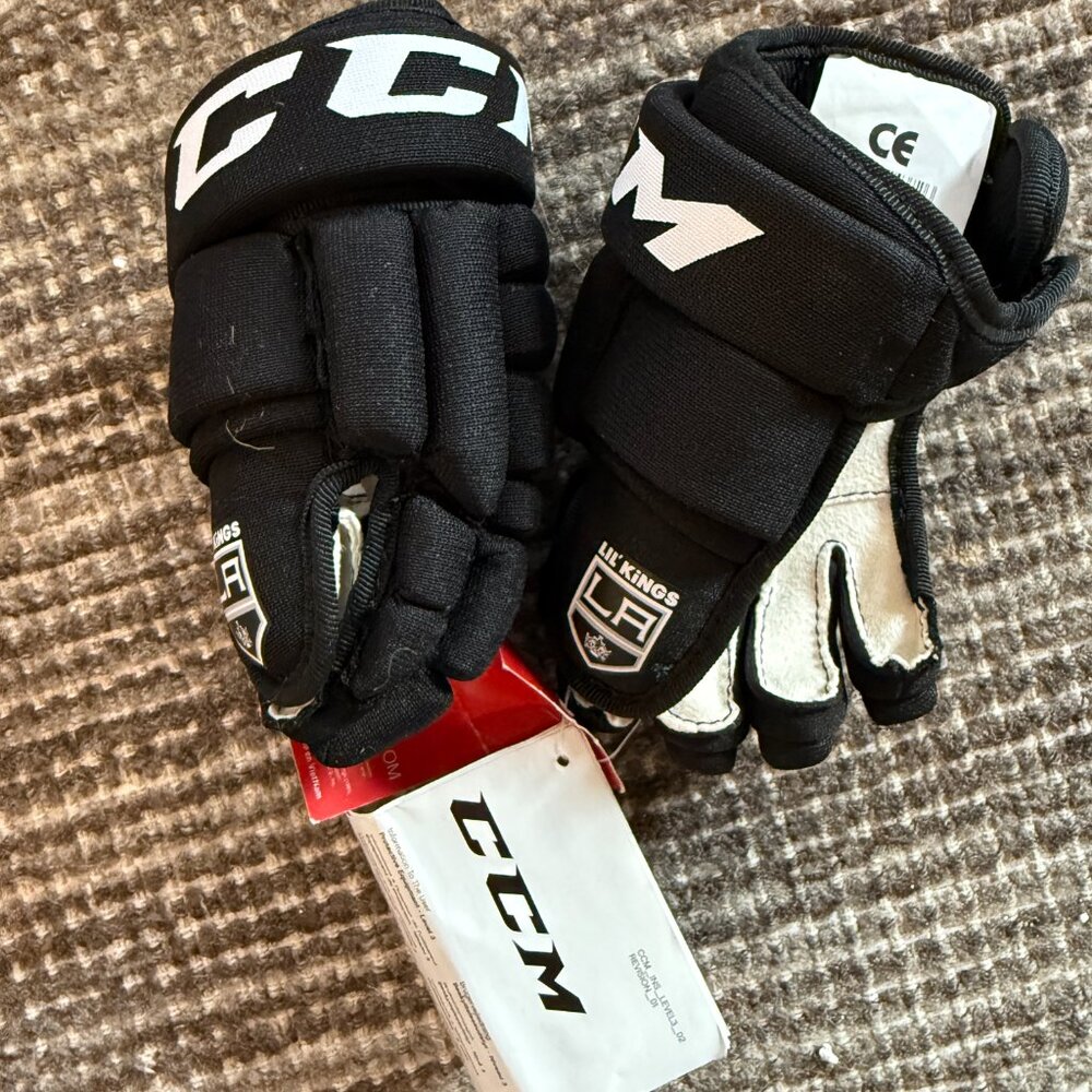 Boys Hockey Gloves 20CM CCM